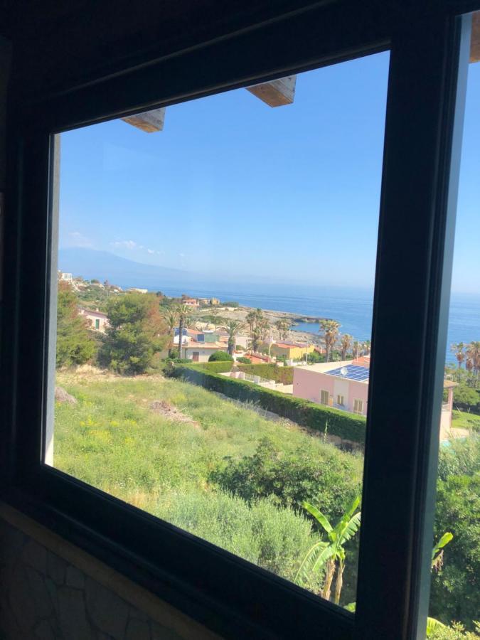 Una Finestra Sul Mare Augusta Luaran gambar
